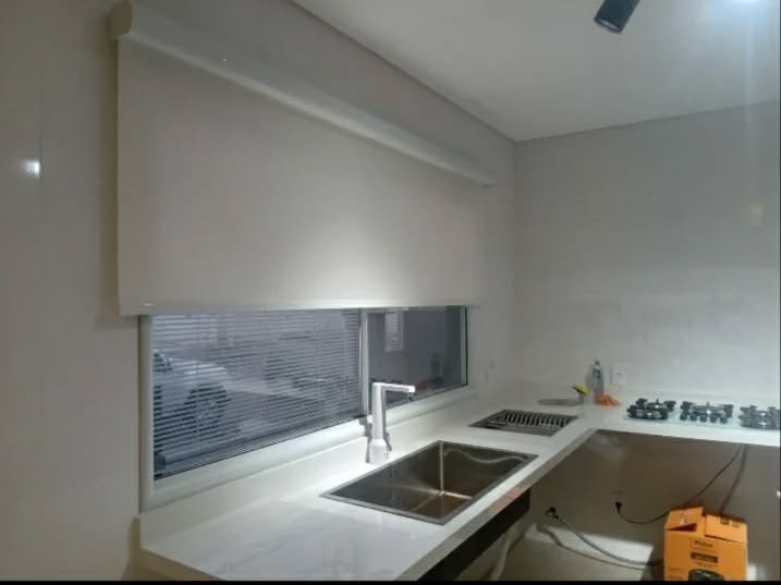 Persiana Rolô Tela Solar